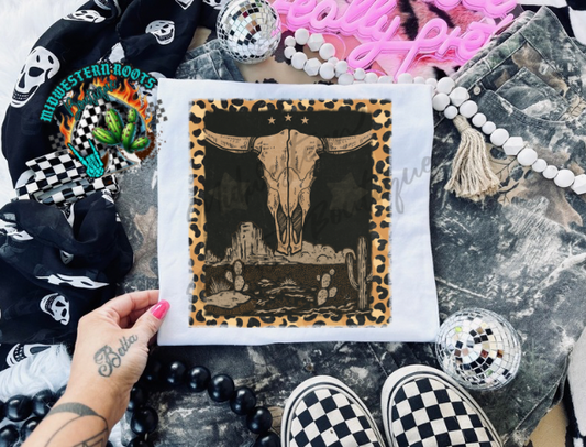 Cow skull w/ Cheetah